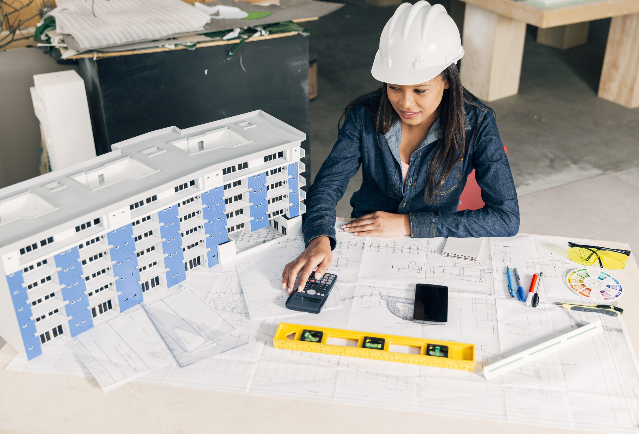From Blueprint to Build: How General Contractors Manage the Entire Process